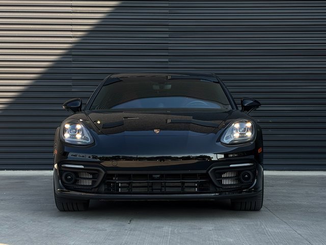 Certified 2023 Porsche Panamera Platinum Edition image 10
