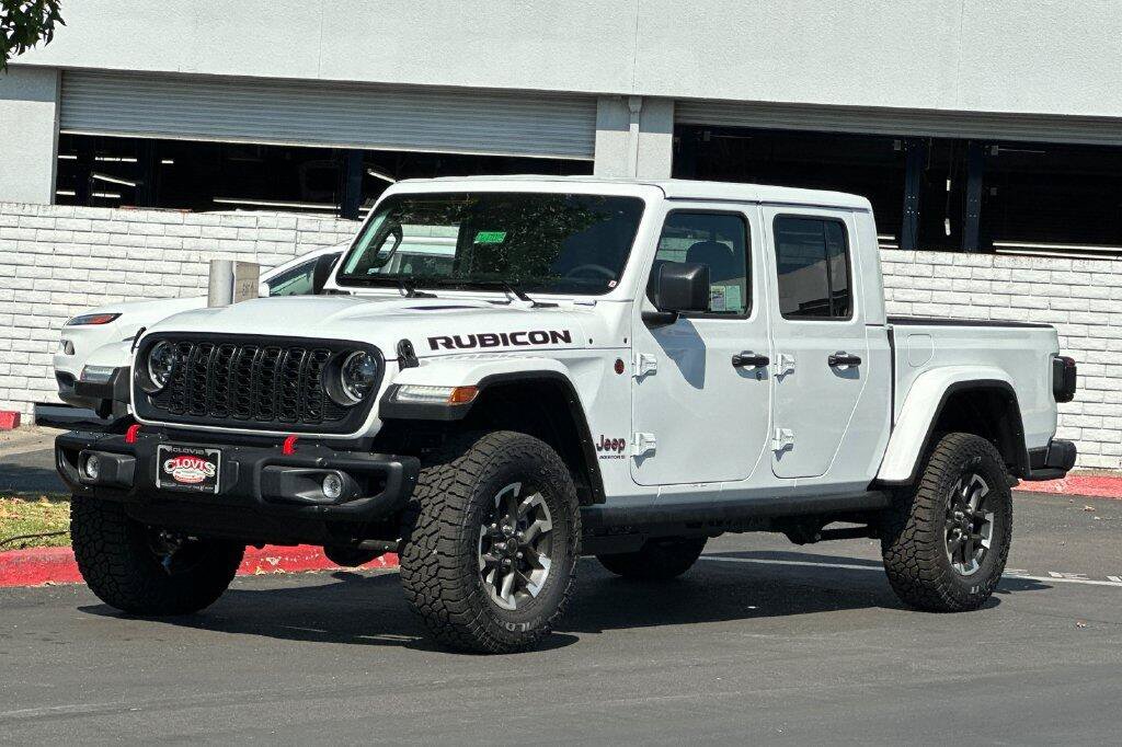 New 2026 Jeep Gladiator Rubicon w/ Safety Group AWD/4WD image 8