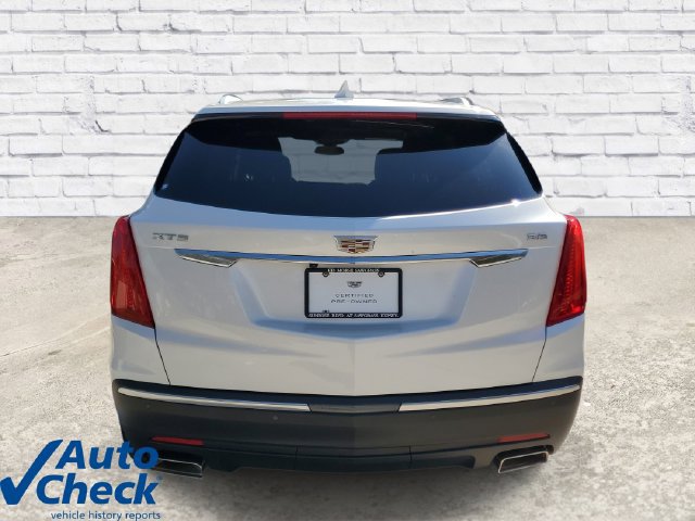 Used 2018 Cadillac XT5 Premium Luxury FWD image 3
