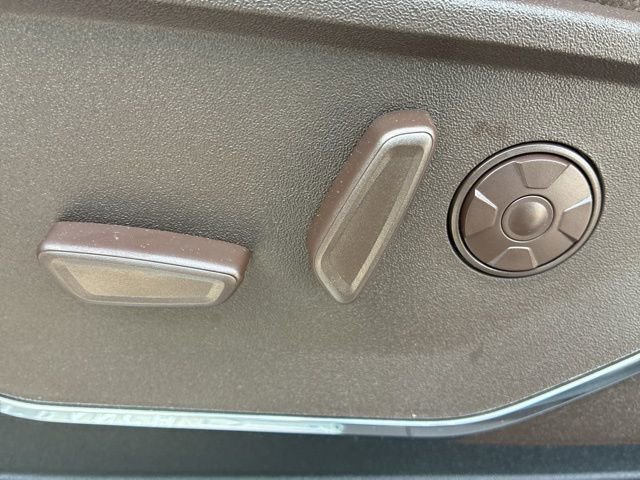 New 2026 Ford F250 King Ranch w/ FX4 Off-Road Package image 18