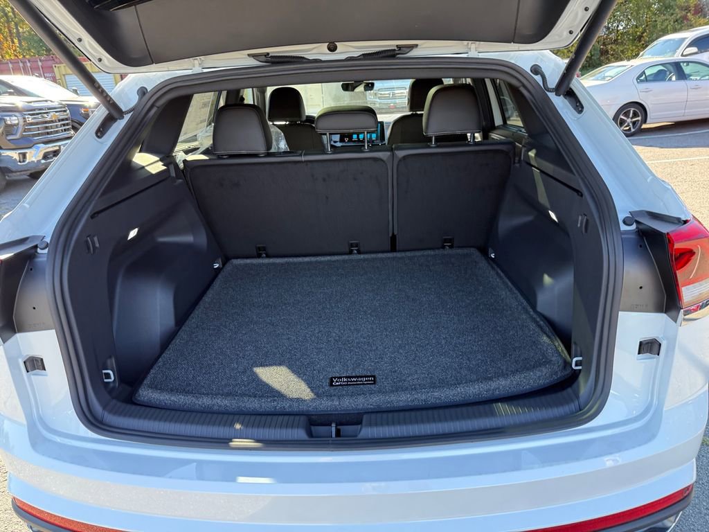 New 2026 Volkswagen Atlas Cross Sport SE image 25