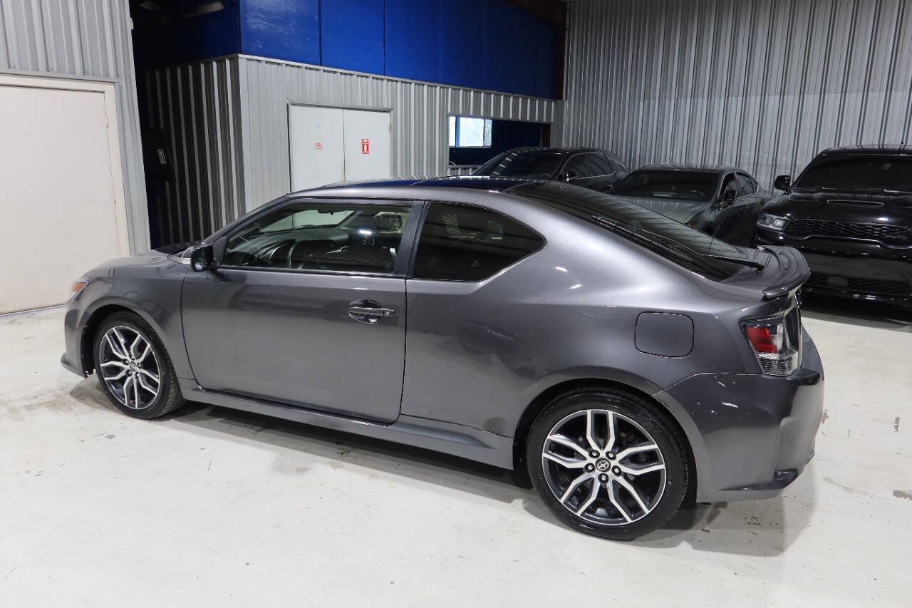 Used 2016 Scion tC FWD image 2