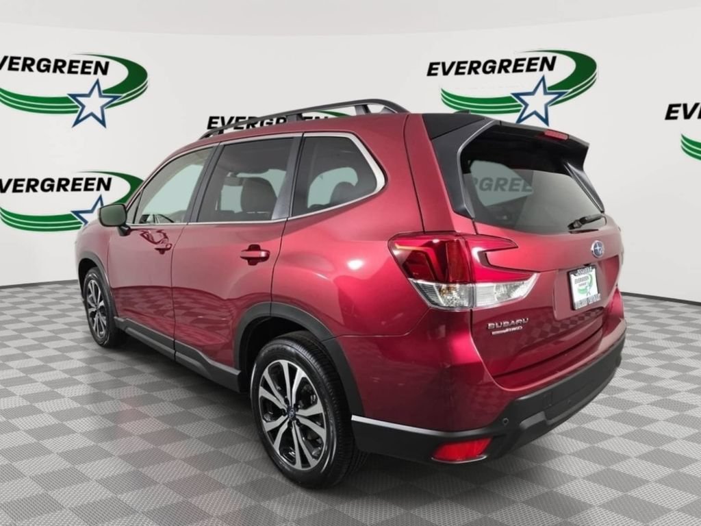 Used 2024 Subaru Forester Limited AWD/4WD image 3