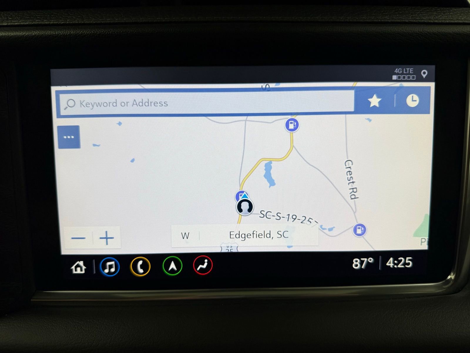 Used 2021 GMC Yukon XL Denali w/ Denali Premium Package image 19