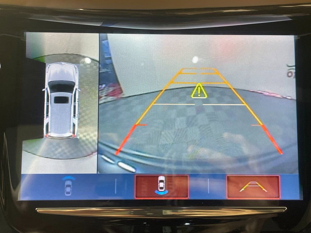 Used 2018 Cadillac Escalade Platinum image 21