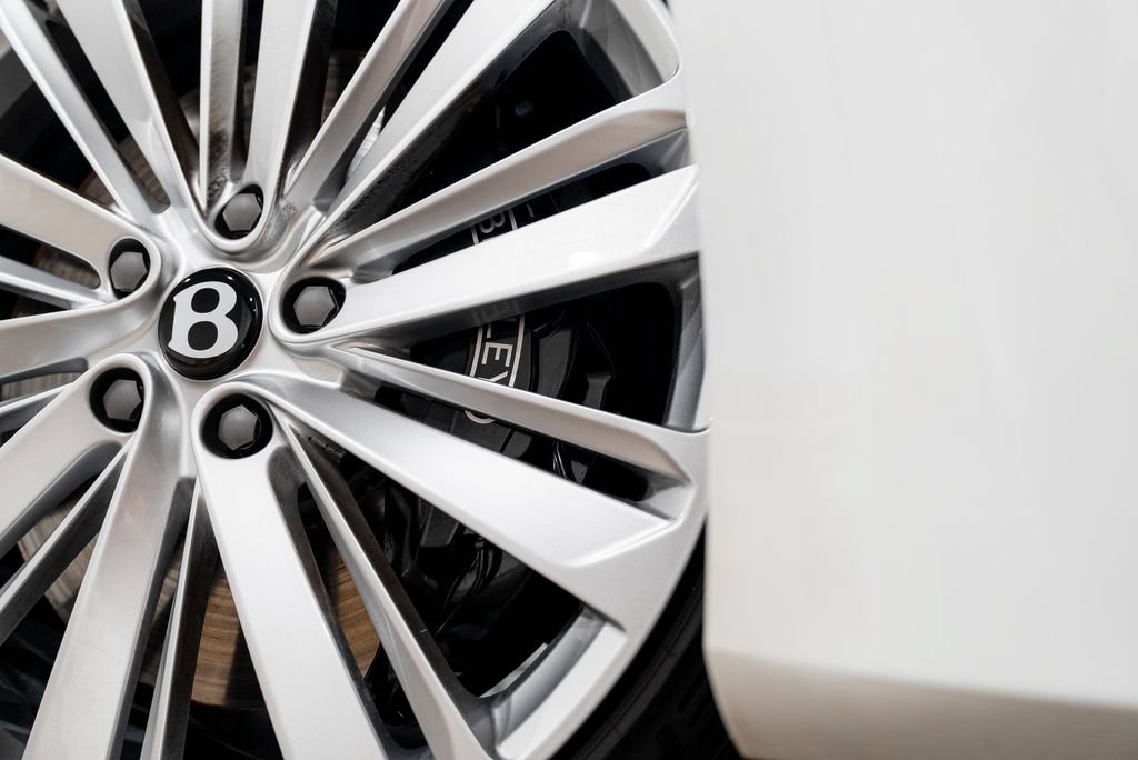Used 2023 Bentley Flying Spur W12 AWD/4WD image 35