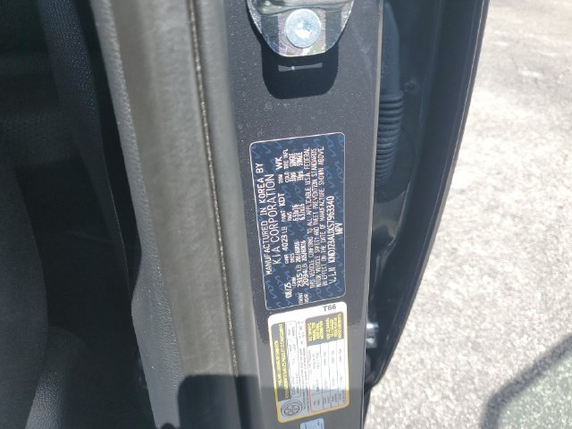 Used 2025 Kia Soul LX w/ LX Technology Package FWD image 24