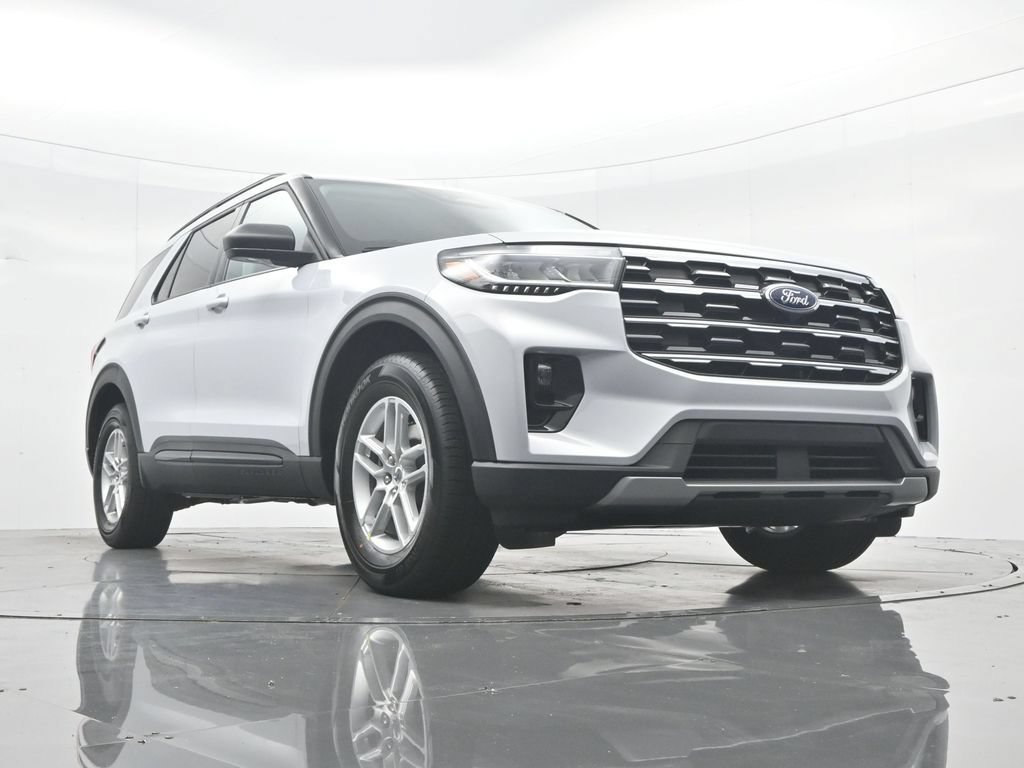 New 2026 Ford Explorer Active w/ Active Comfort Package RWD image 44