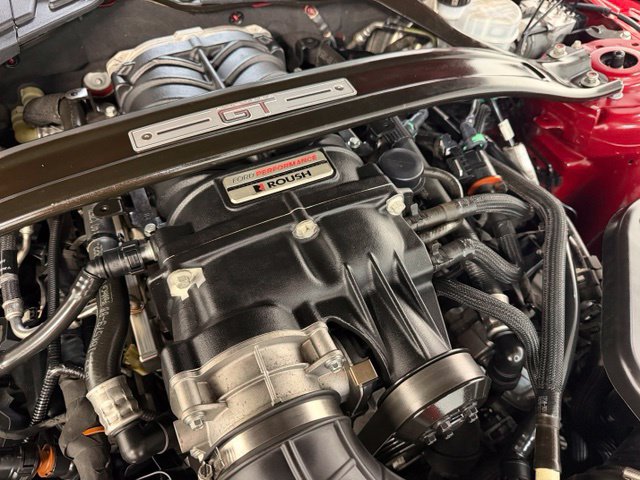Used 2021 Ford Mustang GT Premium w/ GT Performance Package RWD image 27