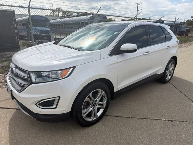 Used 2017 Ford Edge Titanium w/ Equipment Group 302A FWD image 2