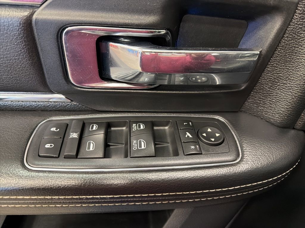 Used 2017 RAM 1500 Laramie w/ Convenience Group AWD/4WD image 15