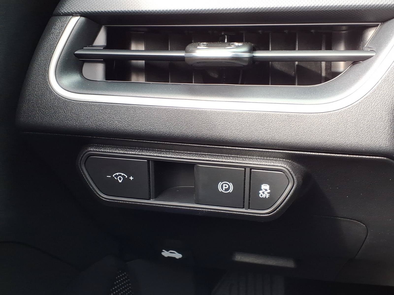 New 2026 Kia K4 FWD image 20