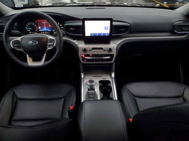 Certified 2023 Ford Explorer XLT w/ Equipment Group 202A image 29