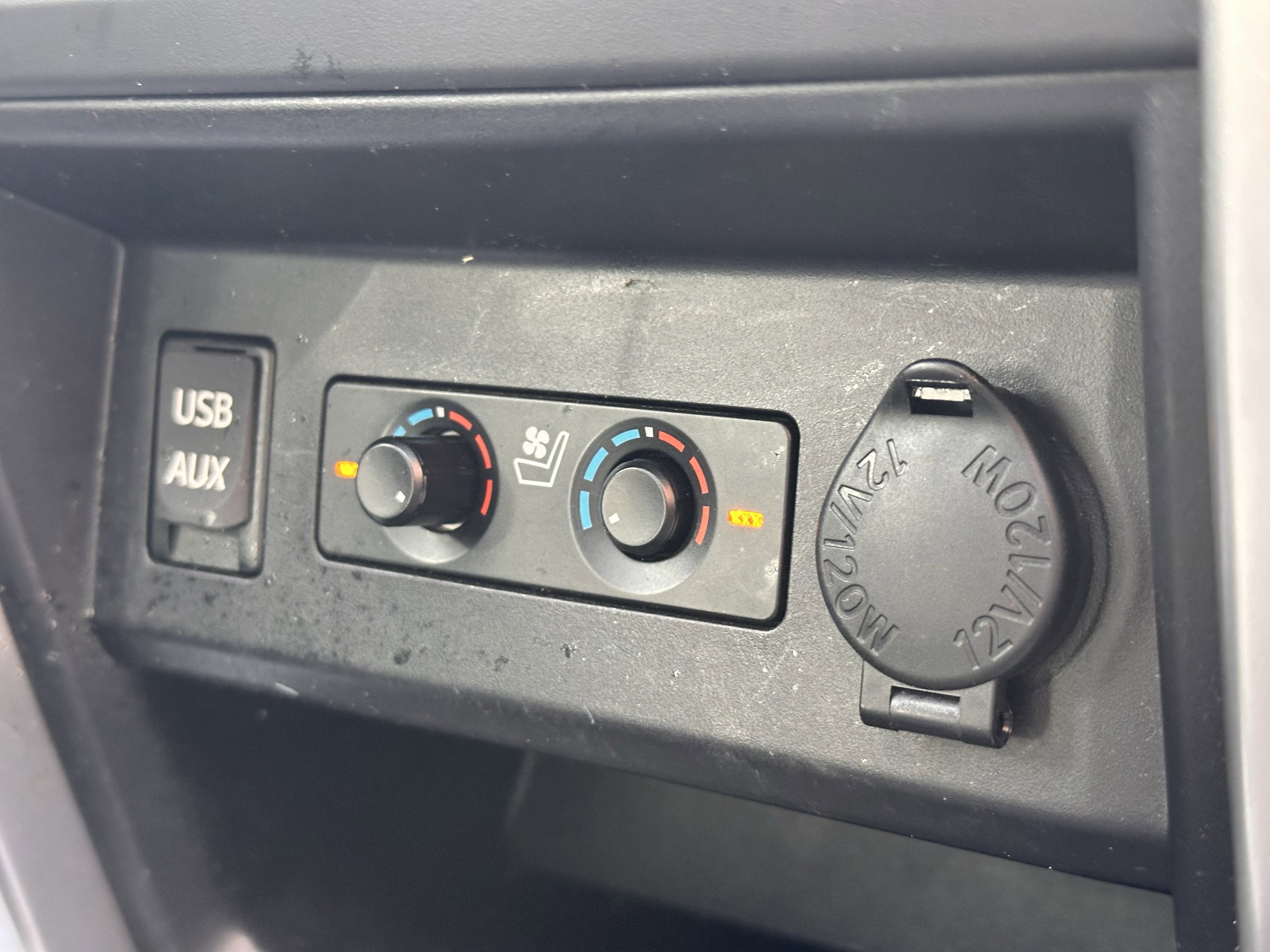 Used 2017 Toyota 4Runner Limited image 17