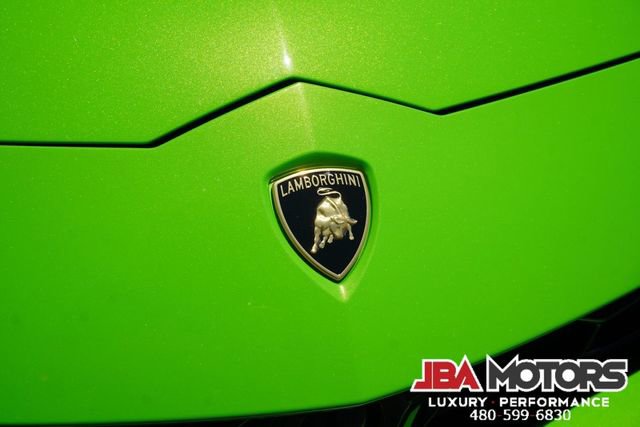 Used 2021 Lamborghini Urus AWD/4WD image 16