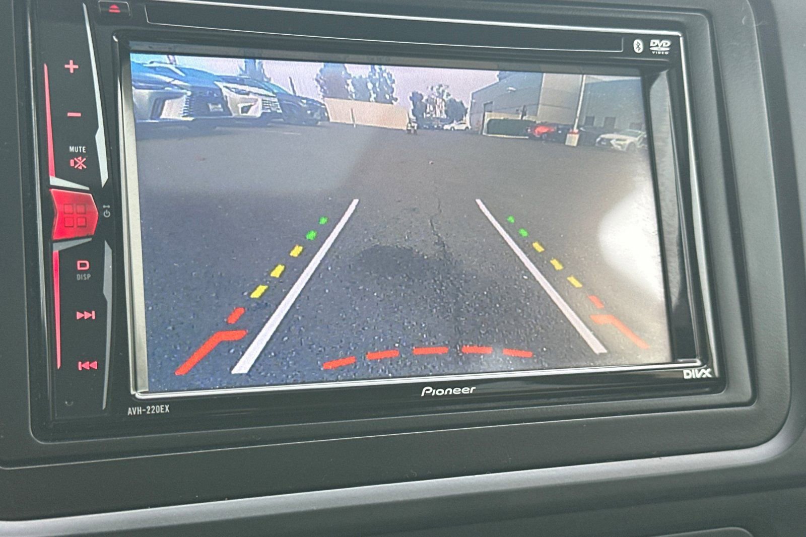 Used 2012 Volkswagen Golf 4-Door image 16