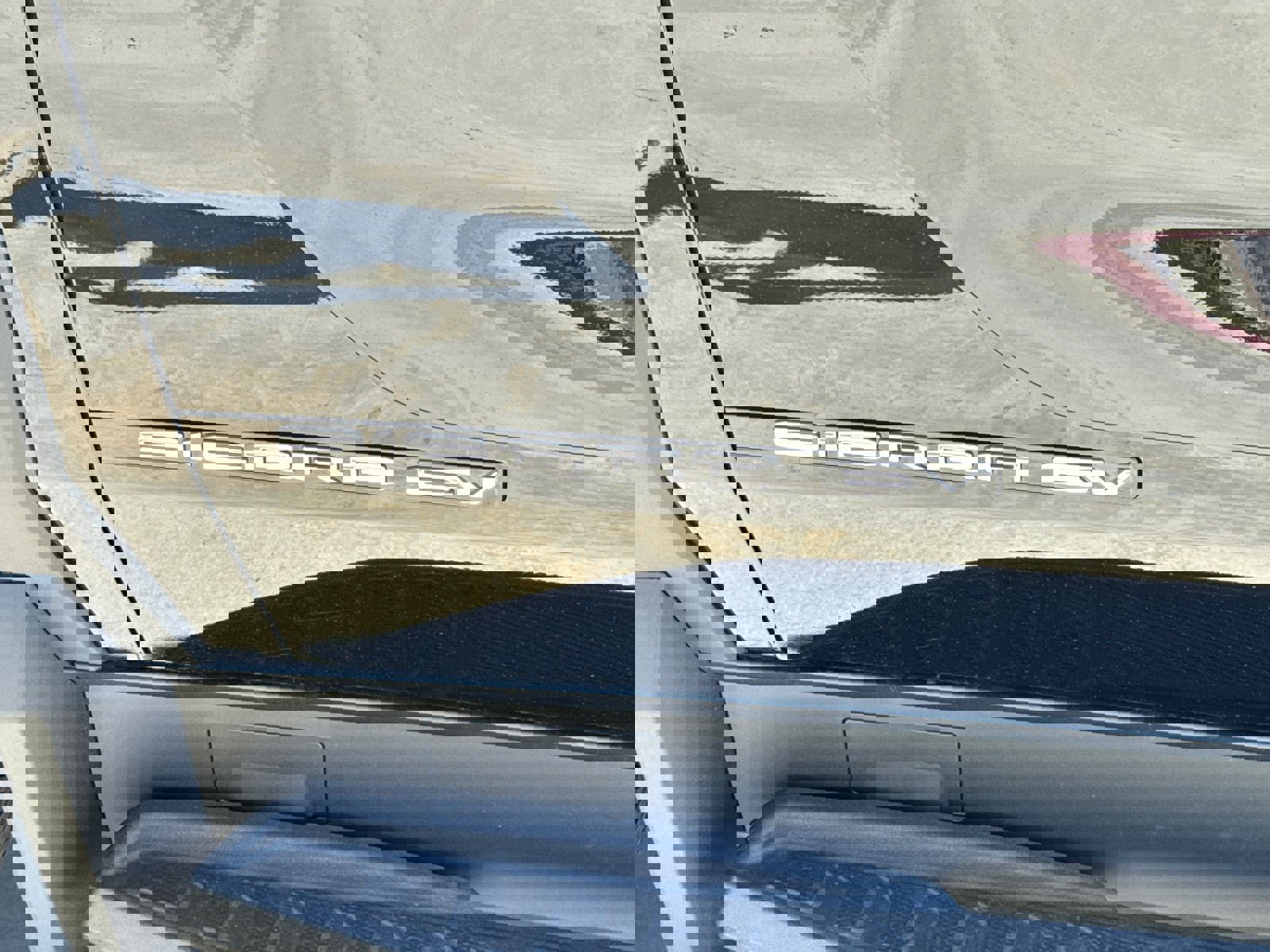 Used 2026 GMC Sierra EV Elevation image 10