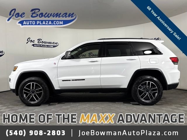 Used 2020 Jeep Grand Cherokee Trailhawk w/ Premium Lighting Group