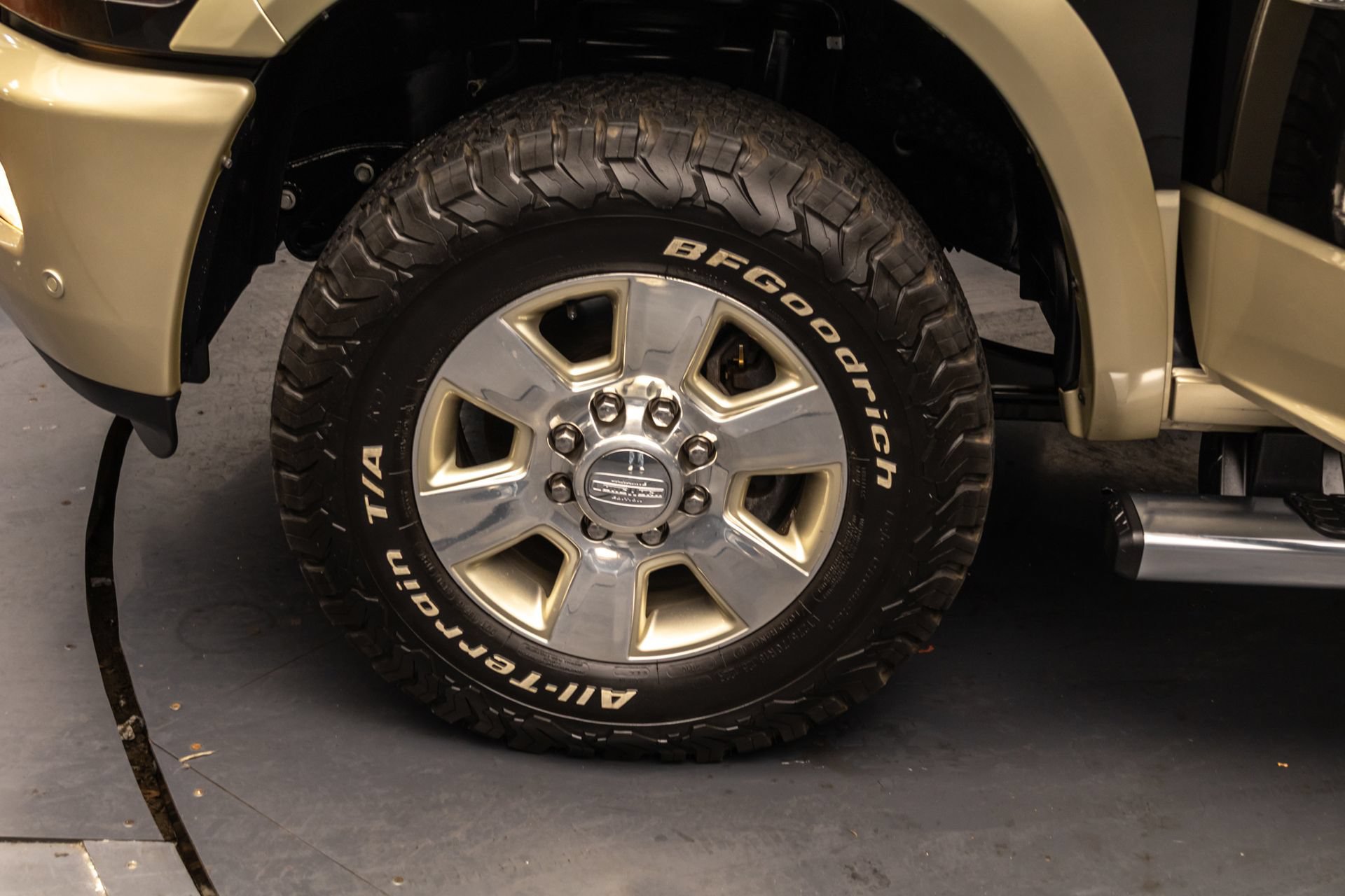 Used 2017 RAM 3500 Laramie Longhorn w/ Snow Chief Group AWD/4WD image 43
