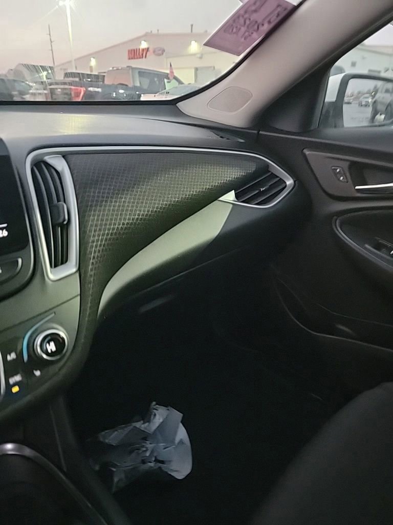 Used 2023 Chevrolet Malibu LT image 49