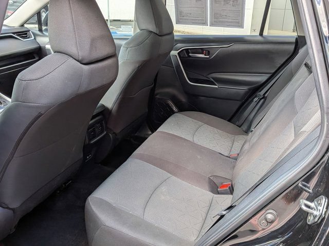 Used 2025 Toyota RAV4 XLE AWD/4WD image 14