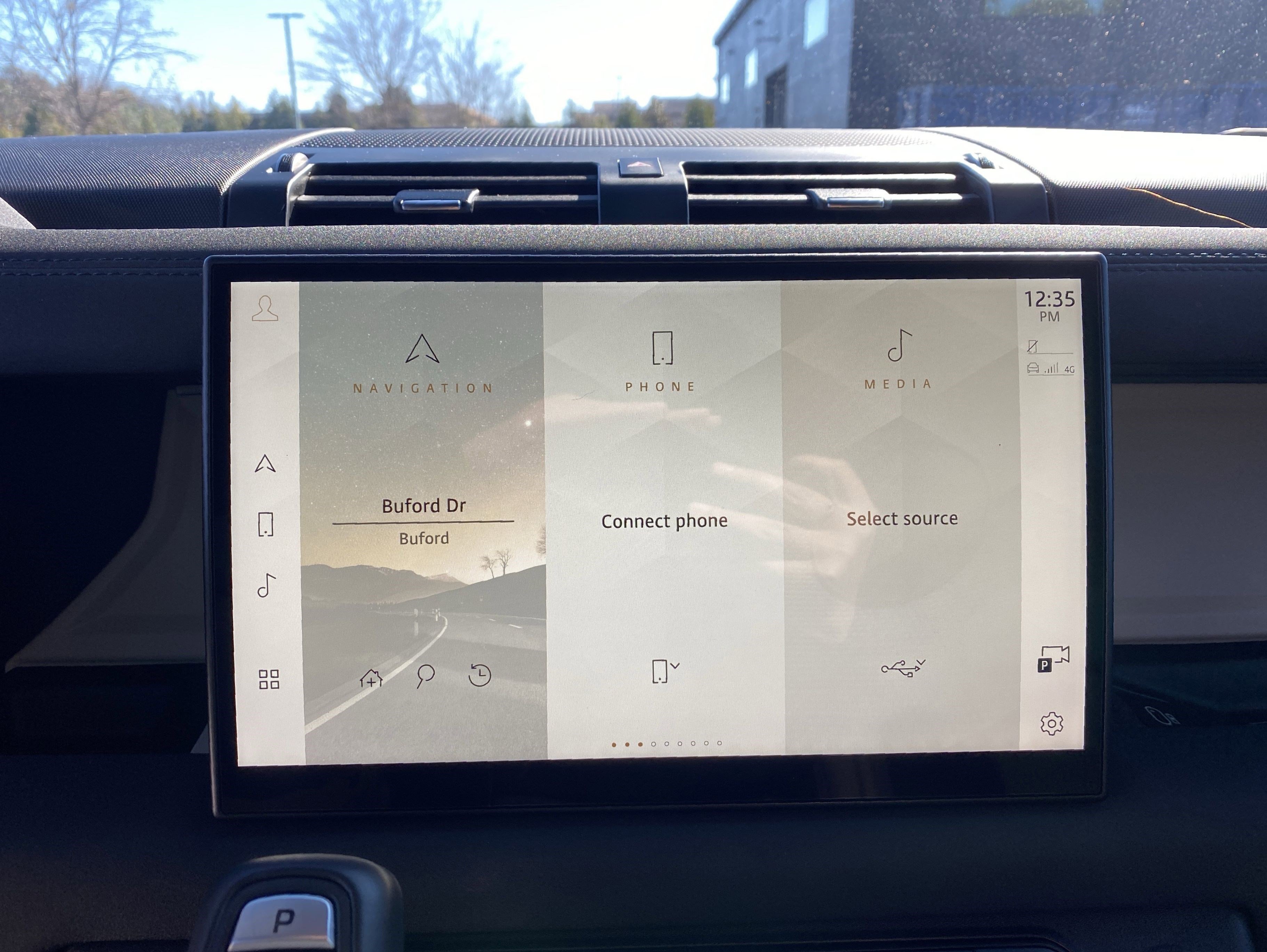 Used 2023 Land Rover Defender 130 X-Dynamic SE image 36