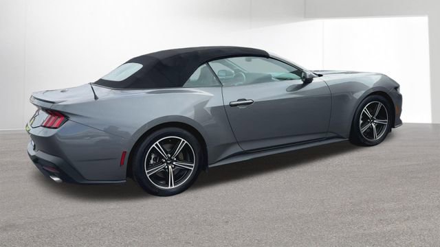 Used 2024 Ford Mustang Premium image 9