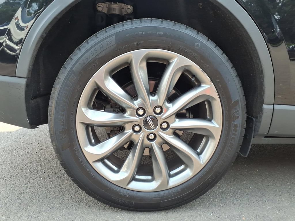 Certified 2021 Lincoln Corsair AWD w/ Premium Package image 26