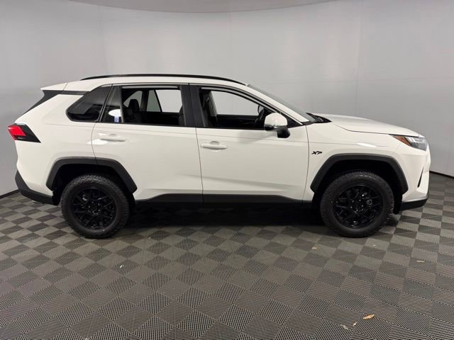 Used 2023 Toyota RAV4 XLE image 10