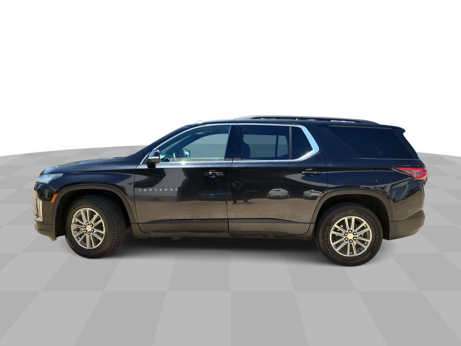 Used 2023 Chevrolet Traverse LT FWD image 5