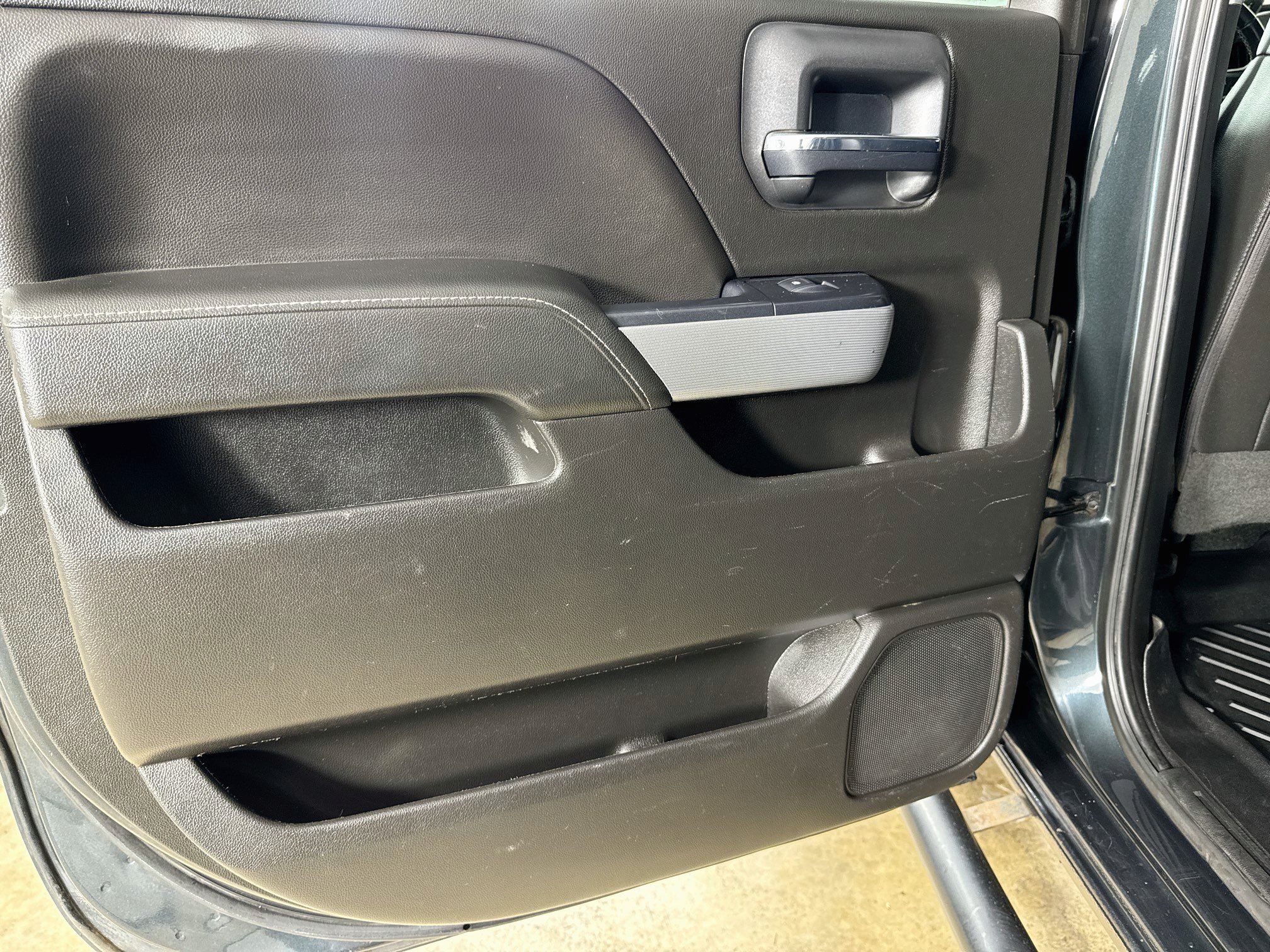 Used 2019 Chevrolet Silverado 3500 LT w/ LT Convenience Package AWD/4WD image 21