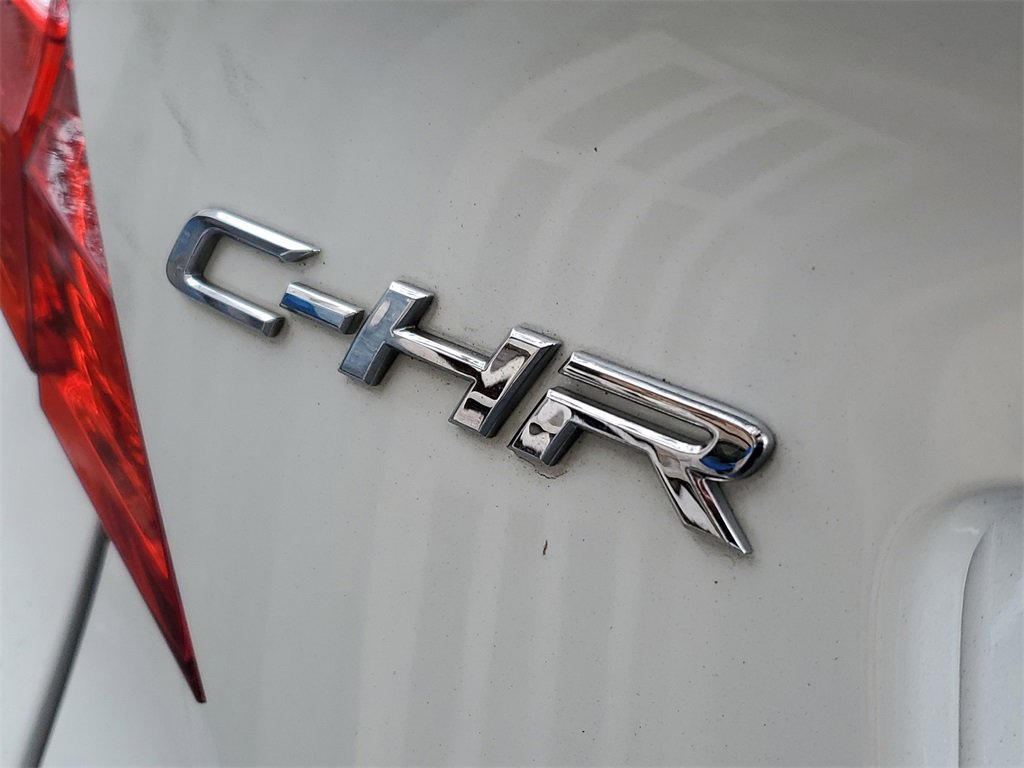 Used 2019 Toyota C-HR XLE image 30