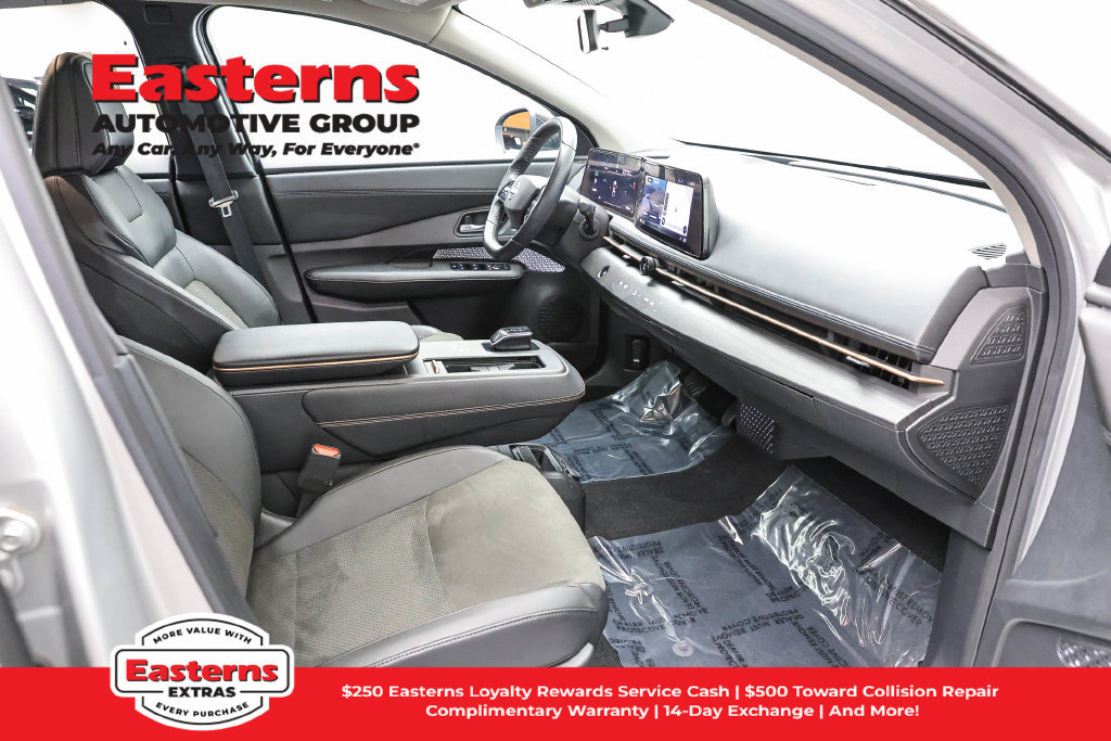 Used 2023 Nissan Ariya FWD image 23