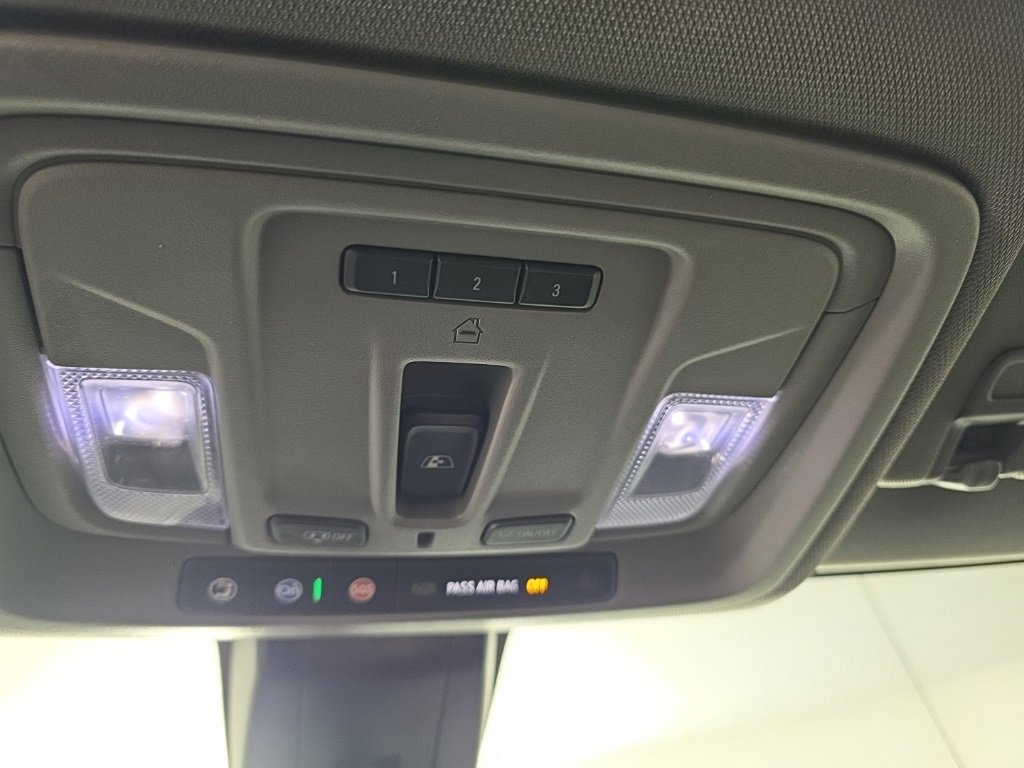 Used 2021 Chevrolet Silverado 1500 LTZ w/ Technology Package image 24