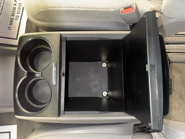 Used 2018 Toyota Sienna LE w/ Carpet Mat Package FWD image 24