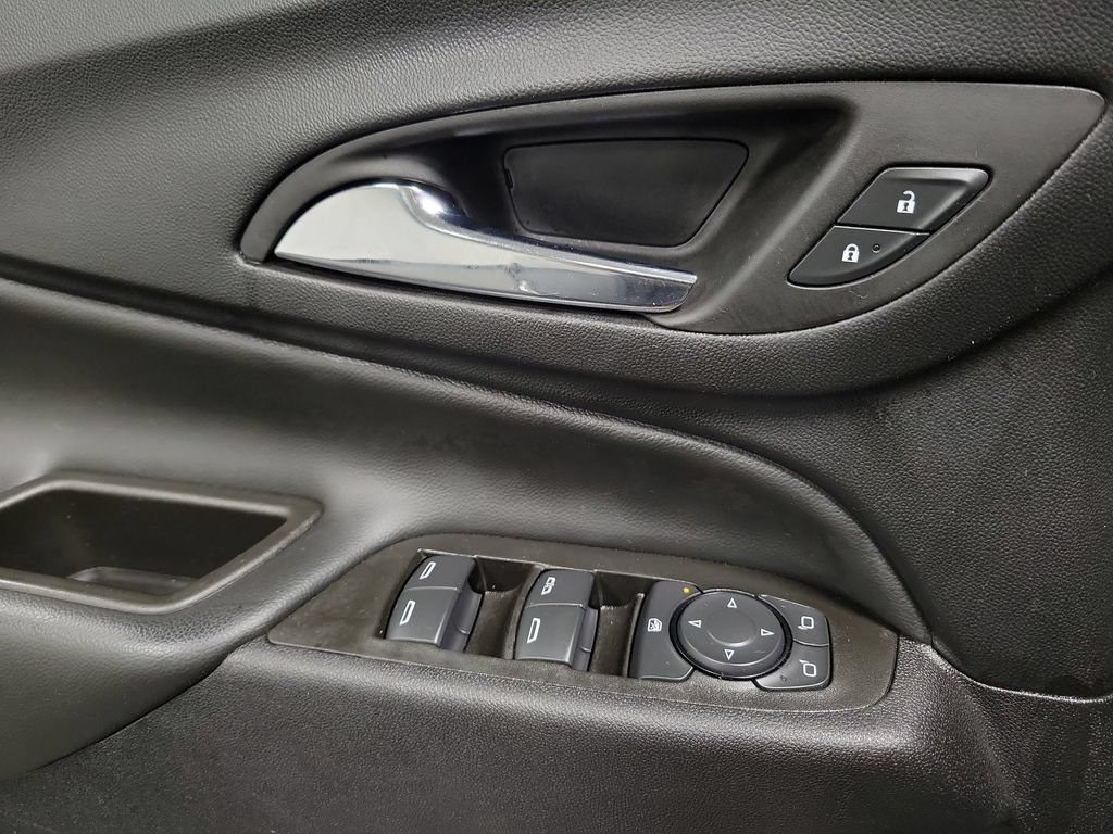 Used 2023 Chevrolet Equinox LT AWD/4WD image 27
