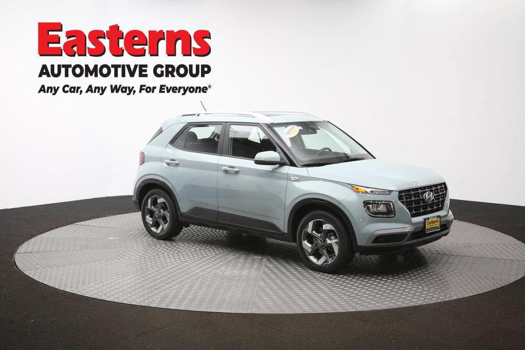Used 2025 Hyundai Venue SEL FWD image 50