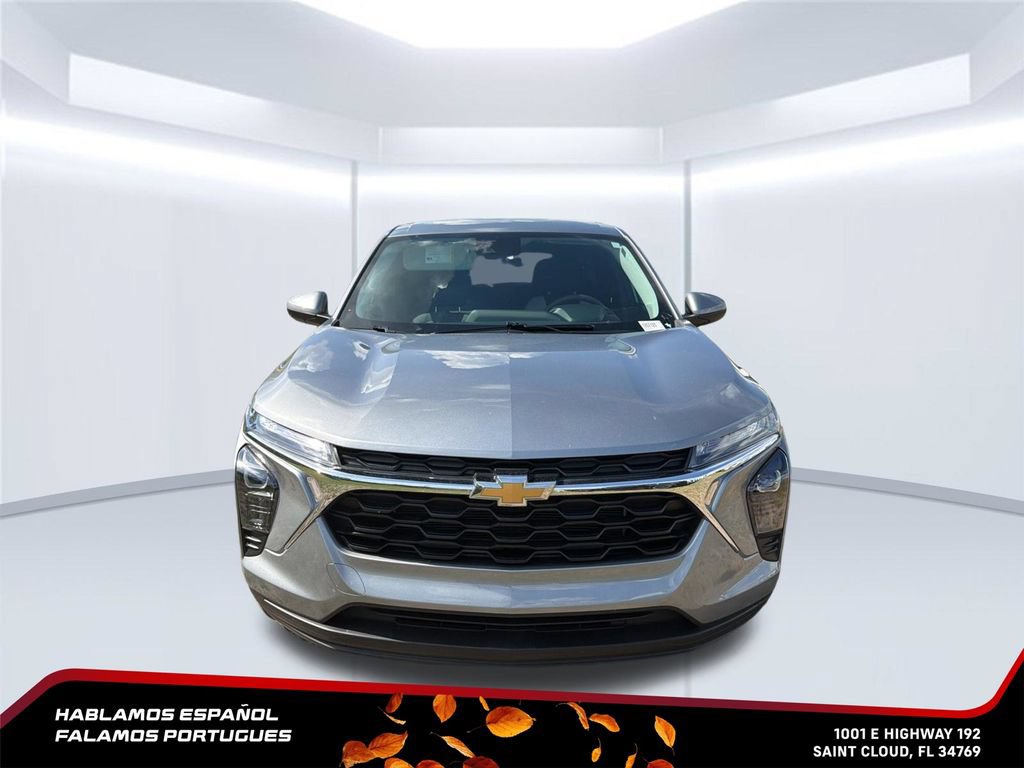 Used 2024 Chevrolet Trax LS w/ LS Convenience Package FWD image 10