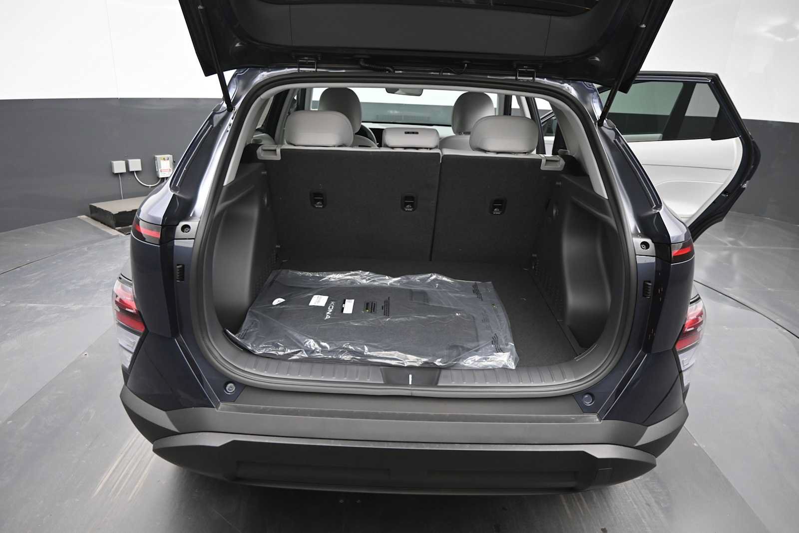 New 2026 Hyundai Kona SEL Sport AWD/4WD image 13
