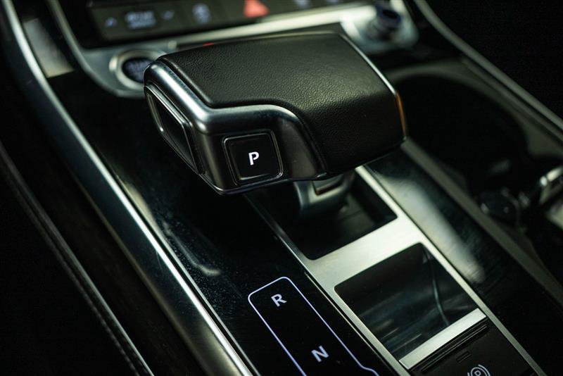 Used 2025 Audi Q7 3.0T Premium Plus AWD/4WD image 22