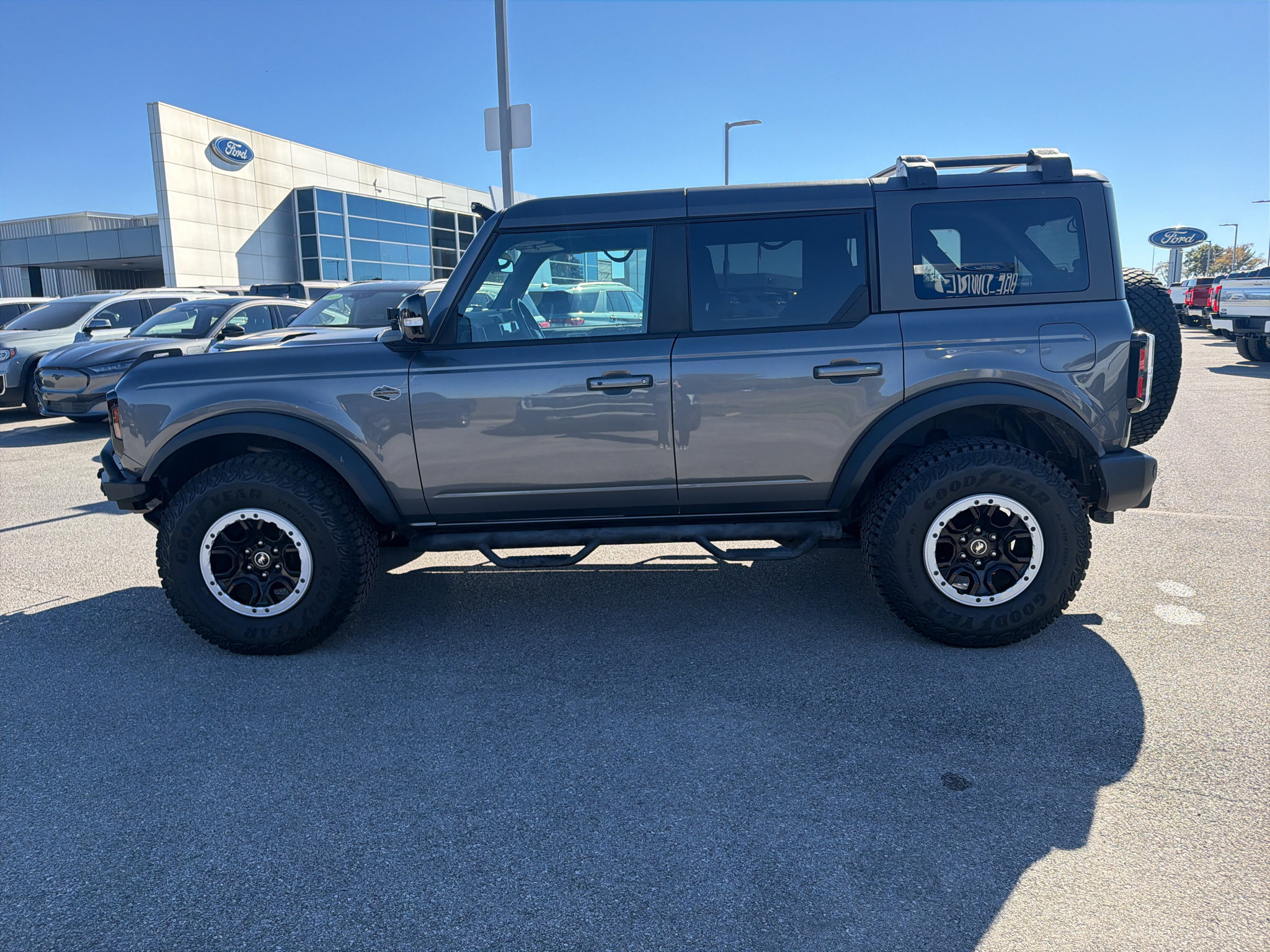 Used 2021 Ford Bronco Wildtrak AWD/4WD image 8