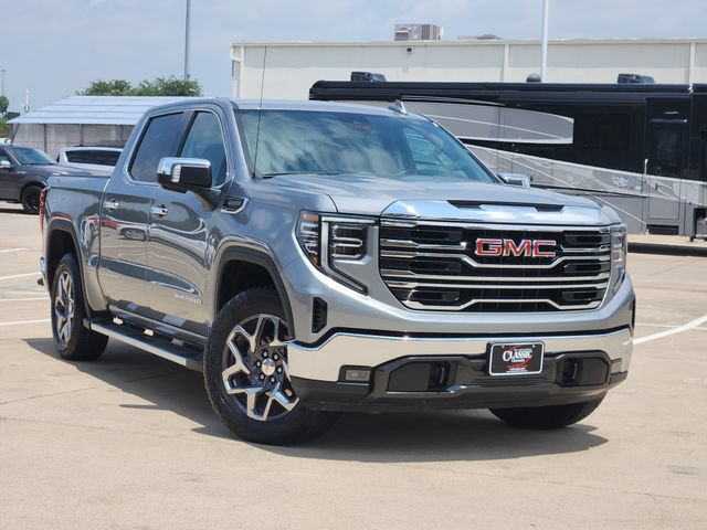 Used 2025 GMC Sierra 1500 SLT AWD/4WD image 2