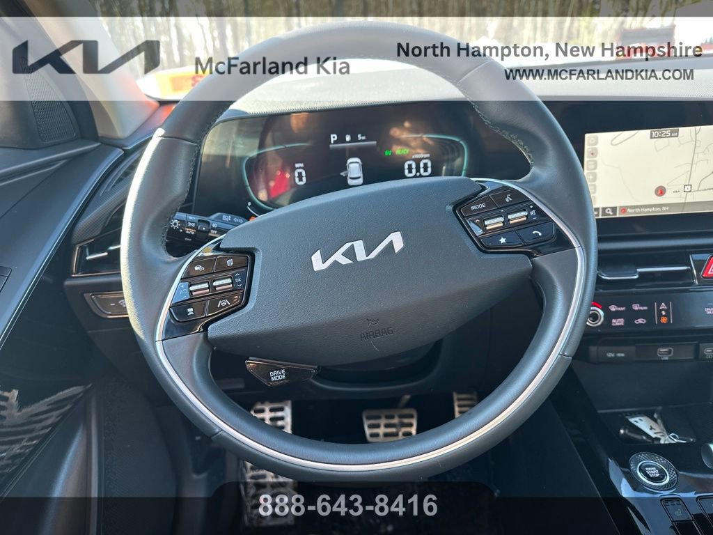 Used 2023 Kia Niro EX Touring image 15