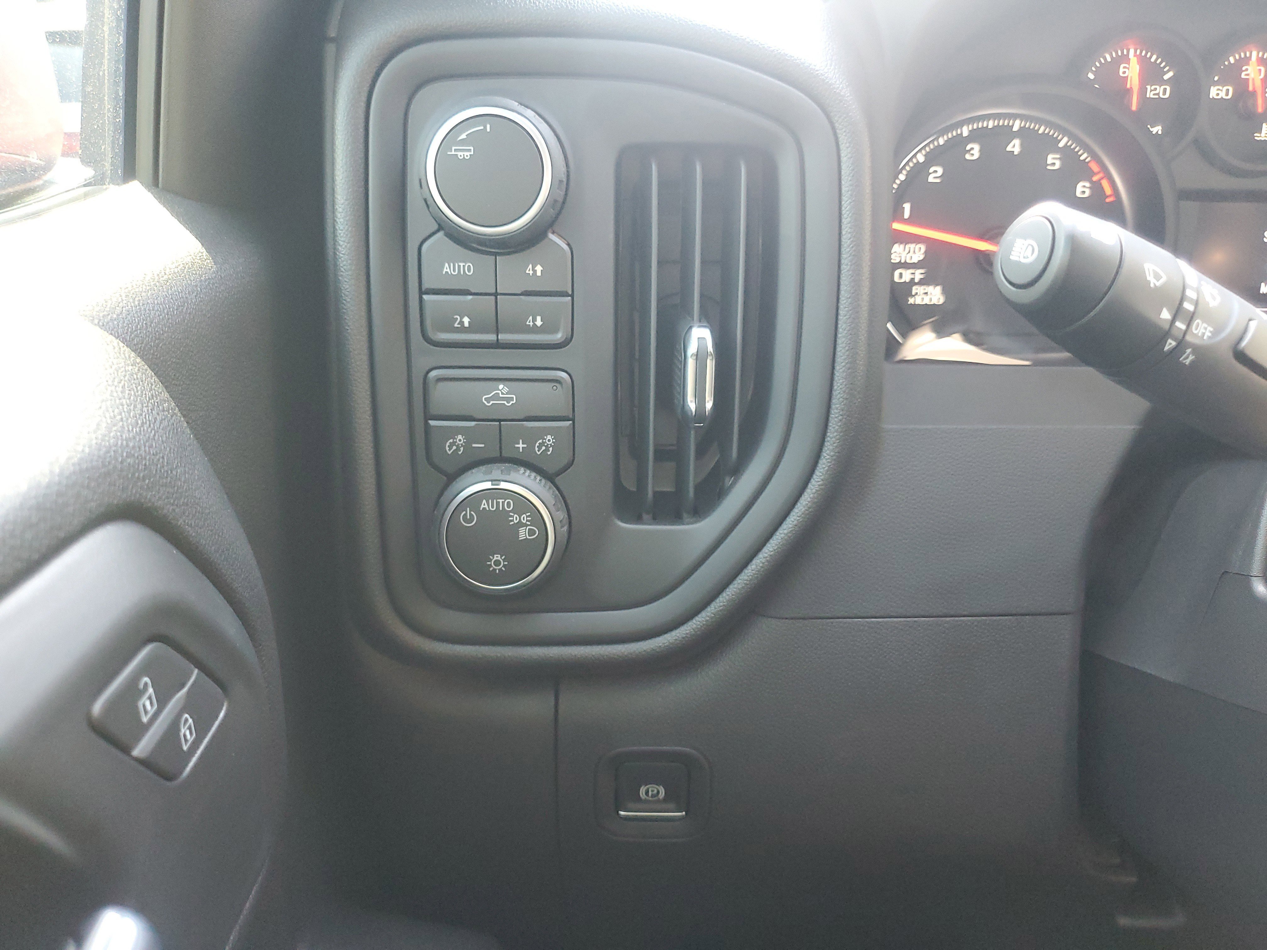 Used 2026 Chevrolet Silverado 1500 Custom Trail Boss image 23