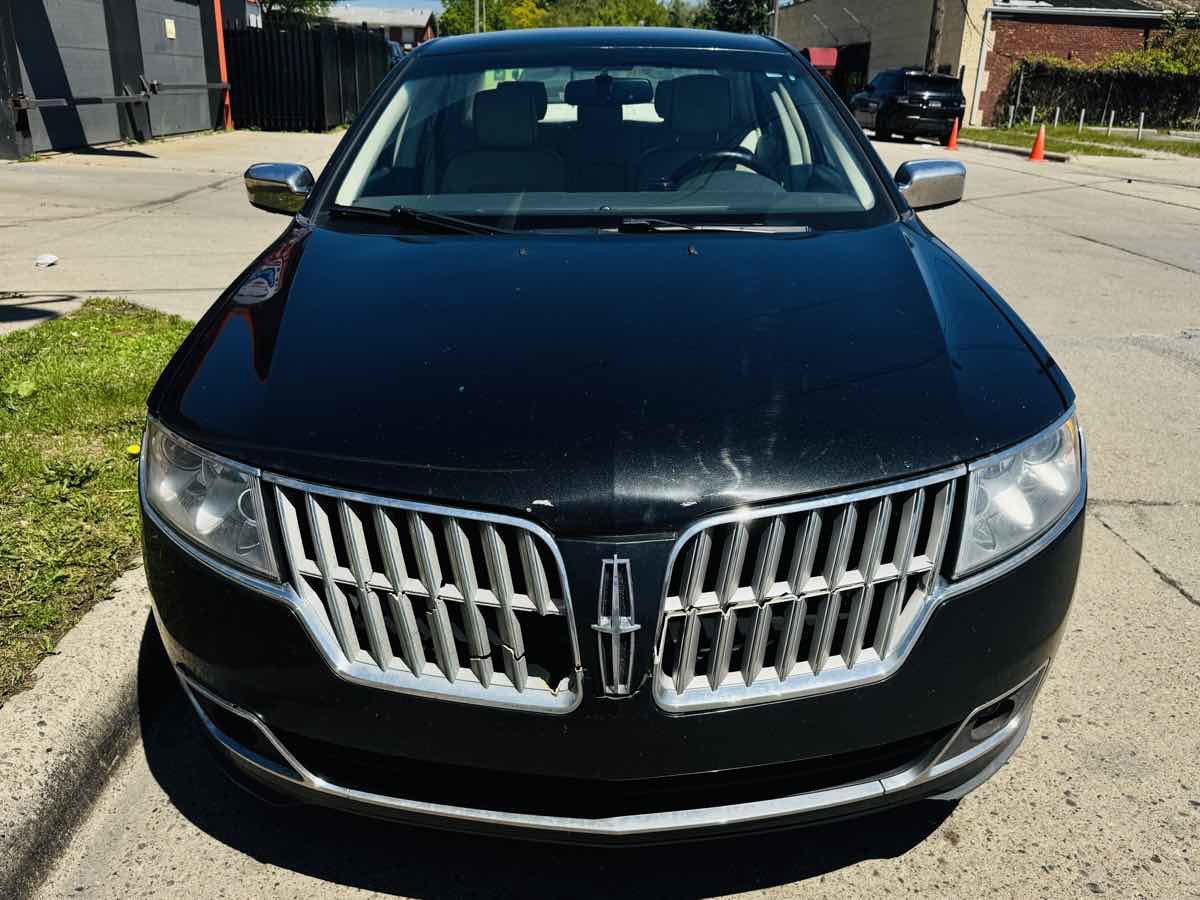 Used 2011 Lincoln MKZ FWD image 11