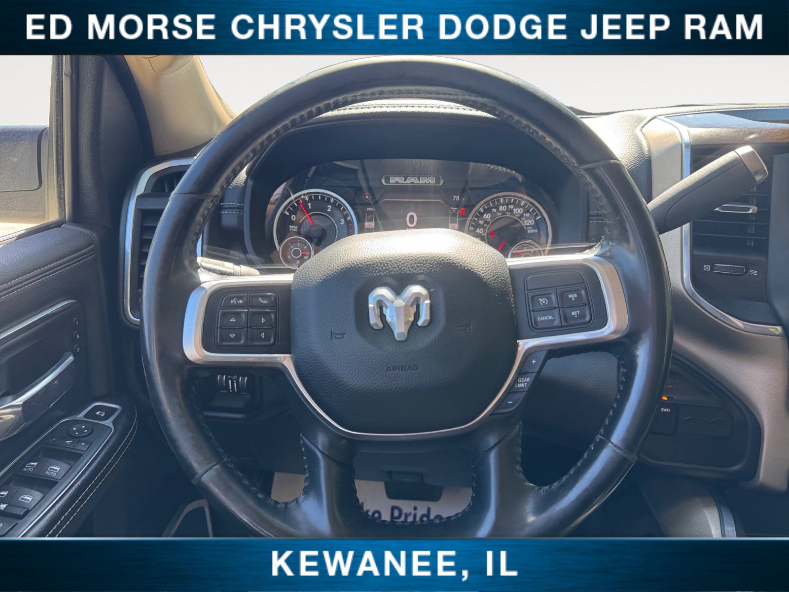 Used 2022 RAM 3500 Laramie AWD/4WD image 12