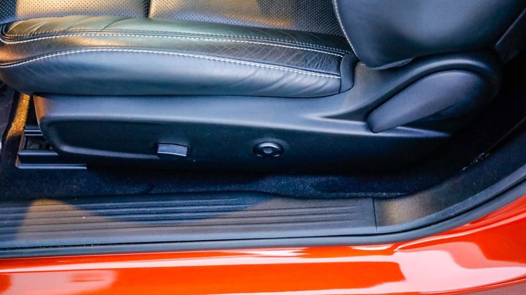 Used 2020 Dodge Challenger SRT Hellcat Redeye image 23