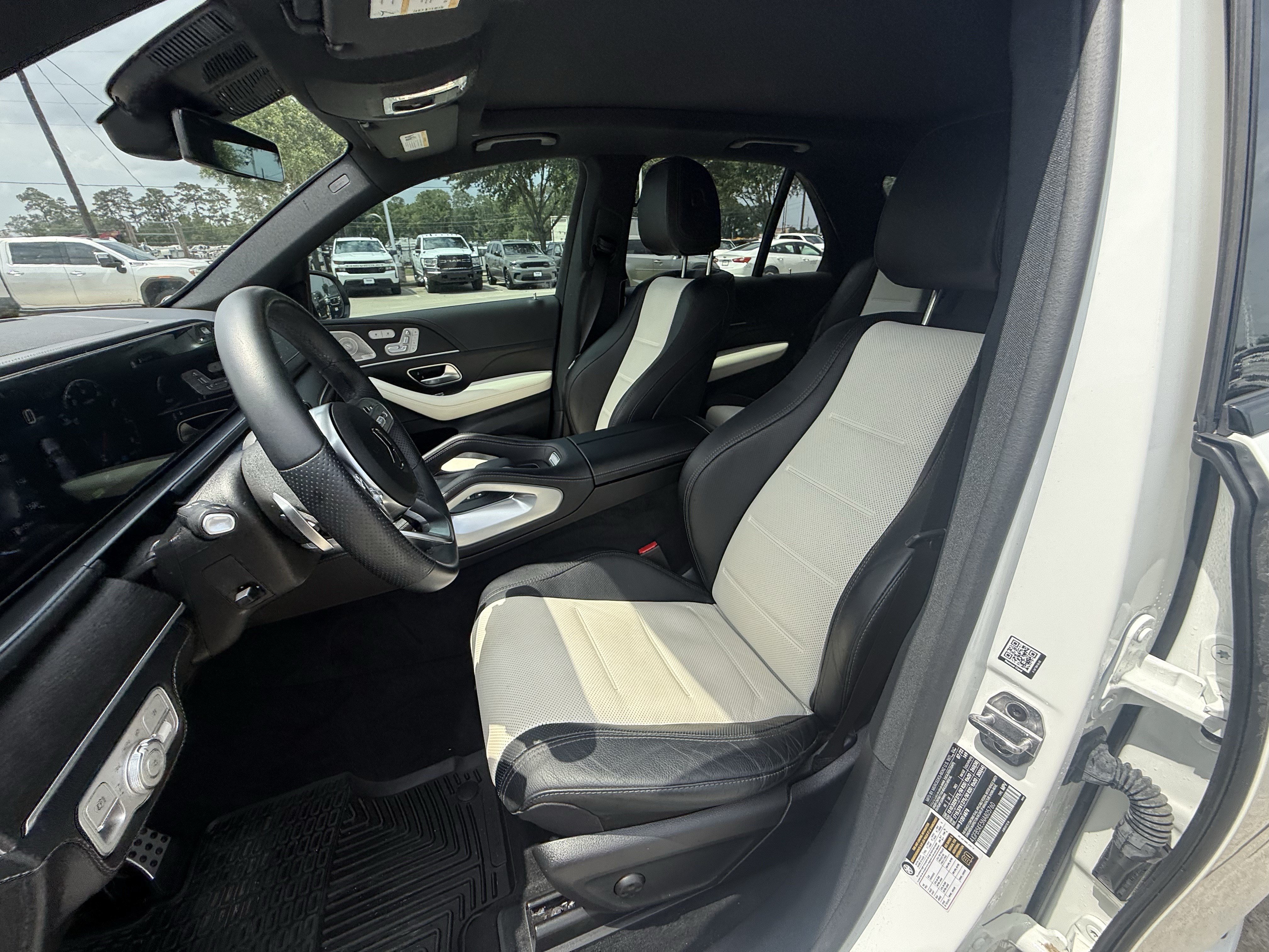 Used 2022 Mercedes-Benz GLE 450 4MATIC image 27