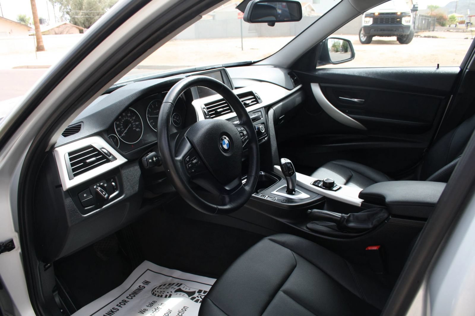 Used 2014 BMW 320i Sedan RWD image 8