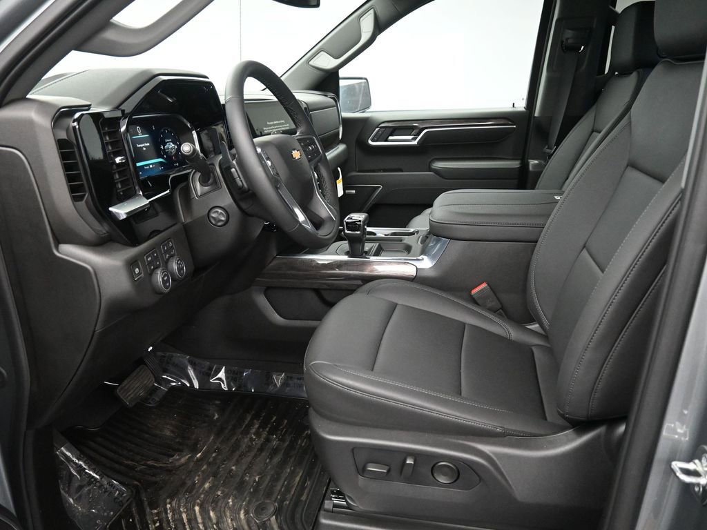 New 2026 Chevrolet Silverado 1500 LTZ w/ LTZ Premium Package image 14